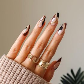 24Pcs Fake Nails With Glue Full Cover Nail Tips Press On Med Nails DIY Manicure Oval False Nails Almond Artificial (Color: 6)